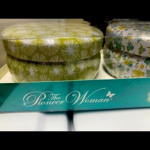 Pioneer woman amazing candles in their own unique 10.